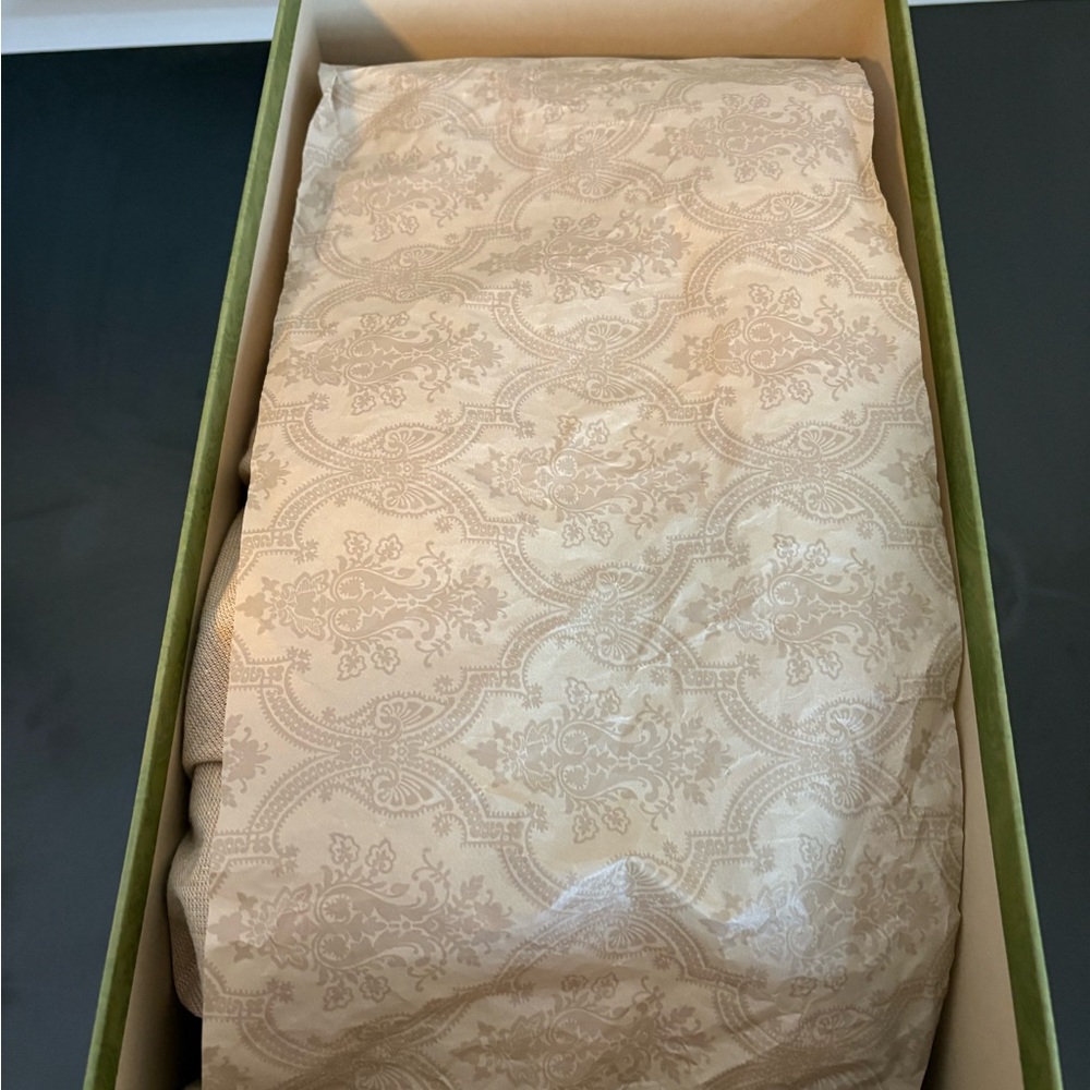 Gucci Platform Sneakers - Picture 13 of 15